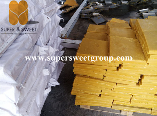 Refined Cosmetic Beeswax Slabs / Pellets BP Grade 62-67 Melting Point