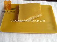 Light Natural Yellow Beeswax Block 25 kgs/Bag Packaging For Pharmaceuticals