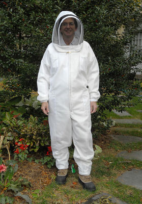 White Beekeeping Protective Clothing , Full Body Hooded Bee Proof Suit