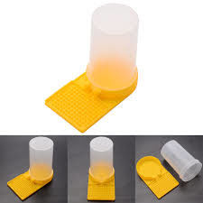 The UK Type Beekeeping equipment Plastic Bee feeder entrance bee feeder for beekeeping