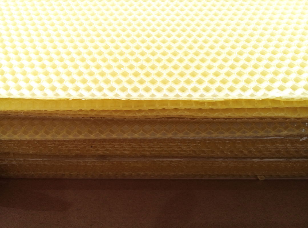 Beeswax Comb Foundation Sheet / Beekeeping Equipment Without Additives