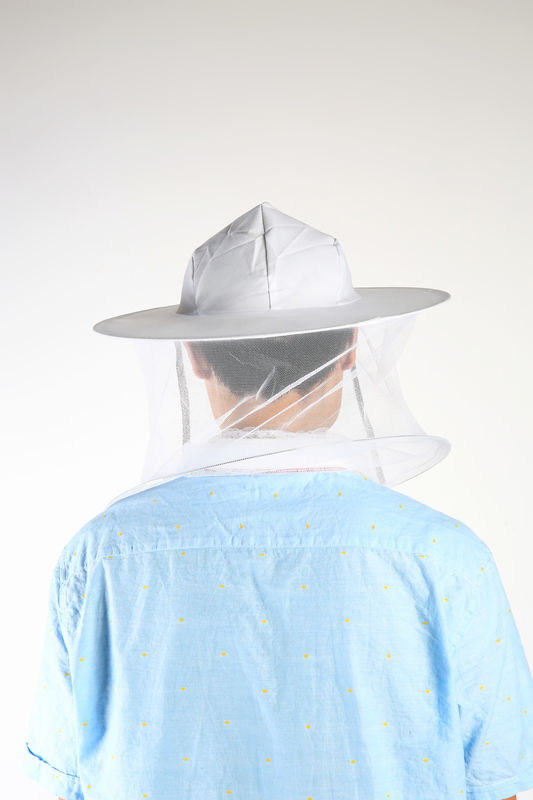 Breathable Beekeeper Hat Cotton Material White Color For Beekeeping Protective